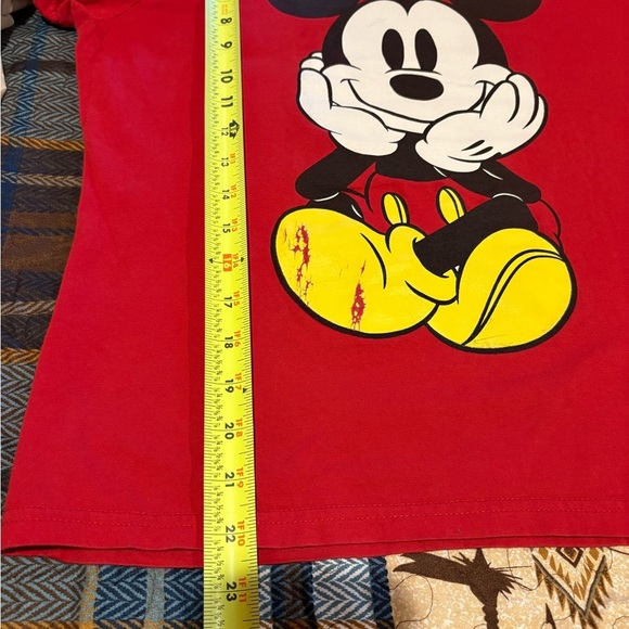 Disney Red Mickey Mouse Short Sleeve Tee kids XL (14-16) can fit an adult small - Picture 7 of 10